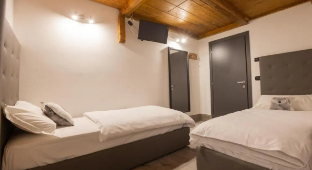 Residenza Marconi, Забронировать Отель Пинцоло Мадонна-ди-Кампильо