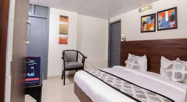 OYO 12339 Serenity Stay 2