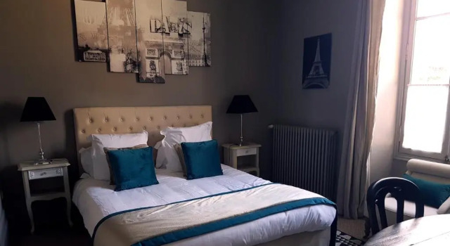 Двухместный номер Standard с видом на бассейн Chambres dHôtes Maison La Porte Rouge
