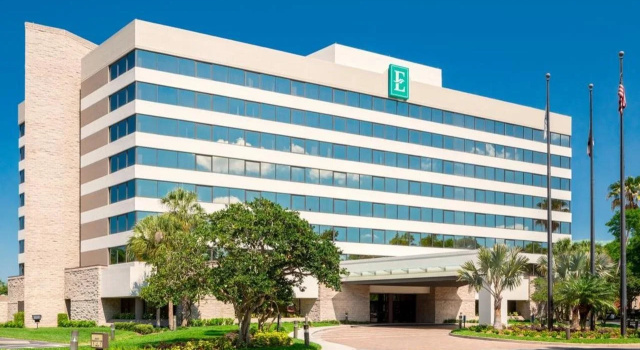 Embassy Suites by Hilton Orlando International Drive ICON Park
