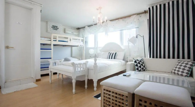 Семейная студия с видом на реку Han River Residence & Guesthouse