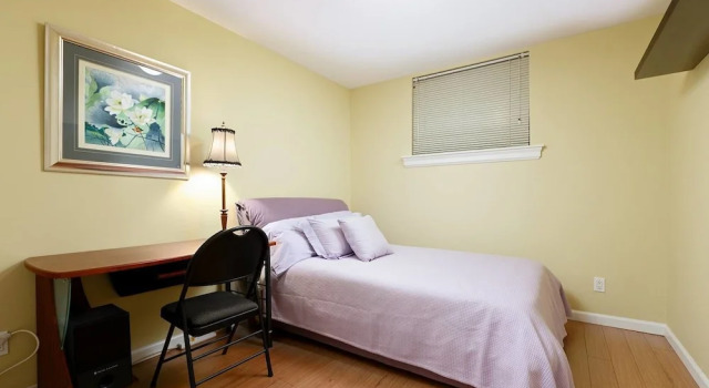 Cozy 3bdr in North Vancouver