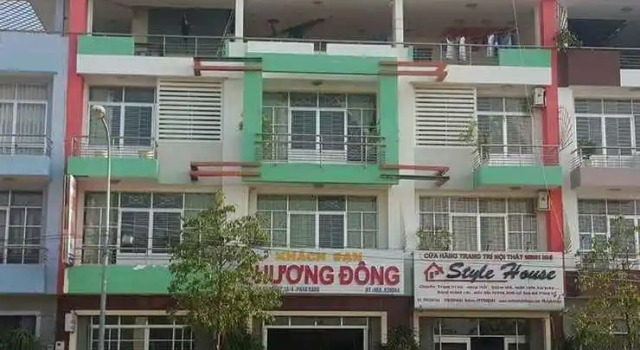 Phuong Dong Hotel Ninh Thuan, Rezervovat Hotel Hotely v Ninh Thuan s parkováním, Parkování
