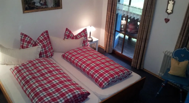 Ferienwohnung Kehlstein für 2-3 Personen, Varaa Huoneisto Hotellit Baijeri pysäköinnillä, Pysäköinti