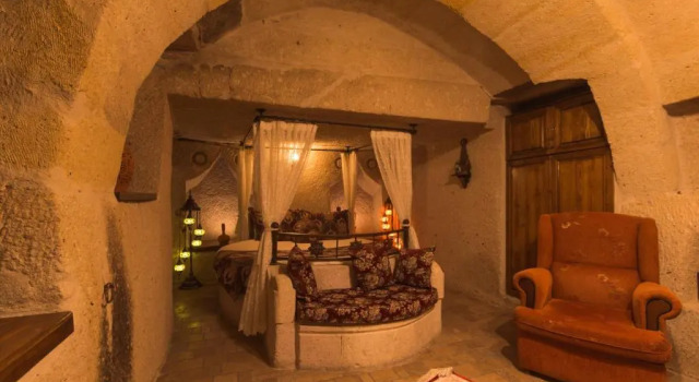 Полулюкс Adora Cave Suites