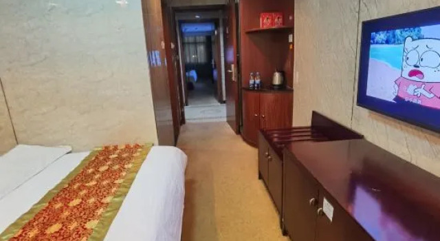 Одноместный номер Standard Golden Flower Hotel