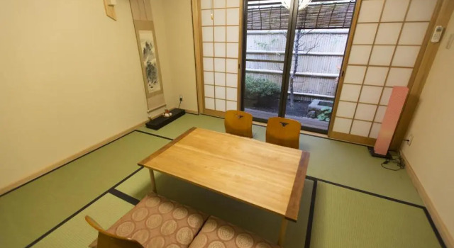 Коттедж Kurenai-An Private Machiya in Downtown Kyoto