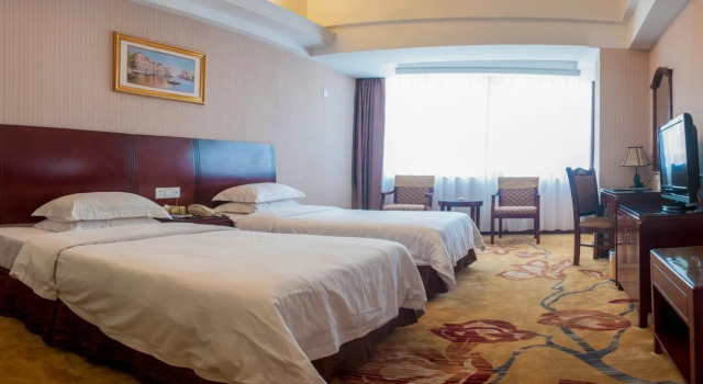 Vienna Hotel Shenzhen Yinhu Bus Station, Забронировать Отель Отели Shenzhen Area 3 звезды, 3*