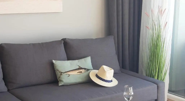 Benny's Beach House 2
