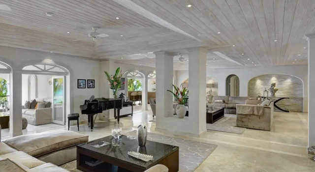 Sunny Vacation Villa 13, Prenota Villa Hotel a Saint James con parcheggio, Parcheggio