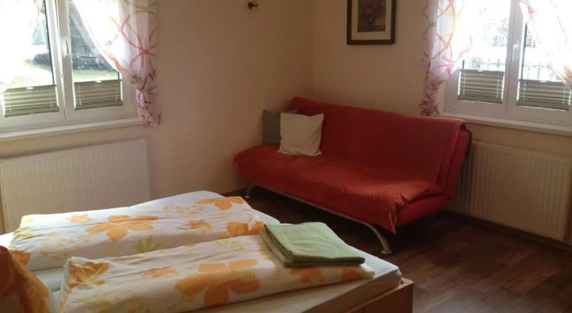 Haus Kremser, Забронировать Отель Отели Бад-Клайнкирххайм с бассейном, рядом с Ottingerlift, Бассейн