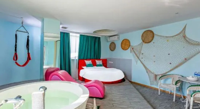 Люкс Deluxe Cornwall Hotel Chaozhou