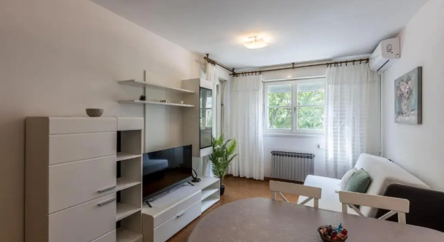 Apartment Gordana, Prenota Appartamento Splitska 