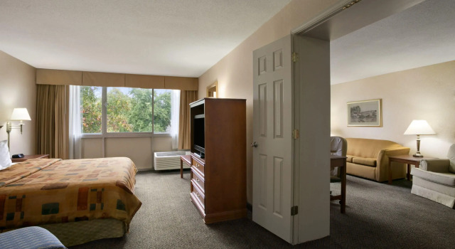 Days Inn by Wyndham Sidney OH, Prenota Hotel Sidney Ohio