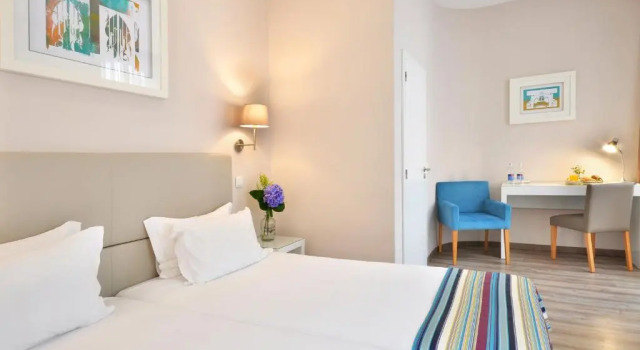 Люкс Porto Domus Hotel