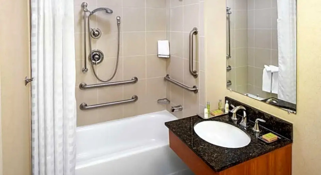 Standard- firedobbelt værelse DoubleTree by Hilton Cleveland East Beachwood