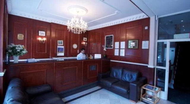 Camelot House Hotel, Забронировать Отель Отели Большого Лондона с парковкой, Парковка