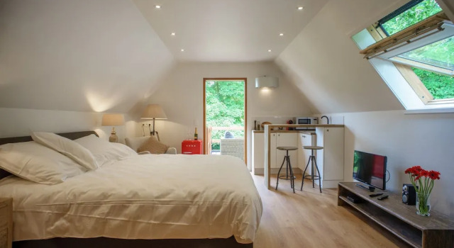 Двухместный номер Deluxe с балконом и с видом на сад Villa Magdalena Eeklo