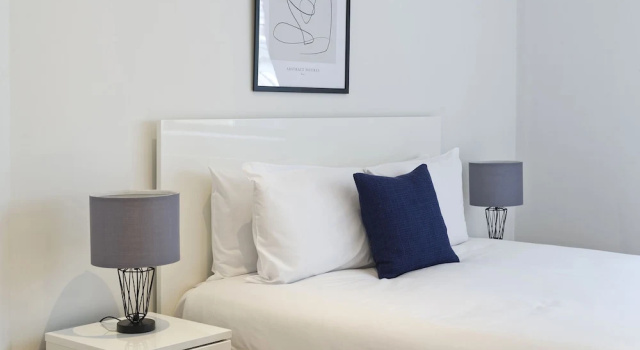 Апартаменты Standard Red Lion Court by City2Stay