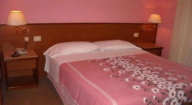 Hotel Belvedere, Забронировать Отель Отели провинции Болоньи 3 звезды, 3*