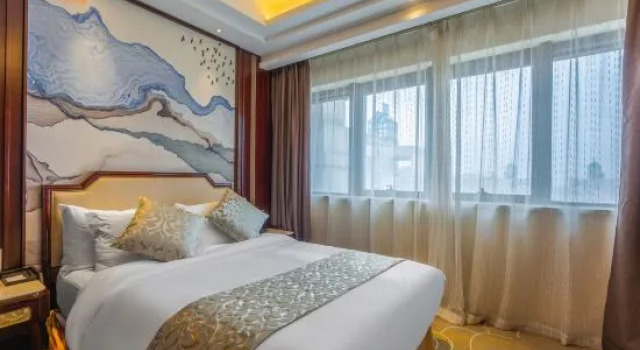 Люкс Deluxe c 1 комнатой с видом на озеро Grand New Century Hotel