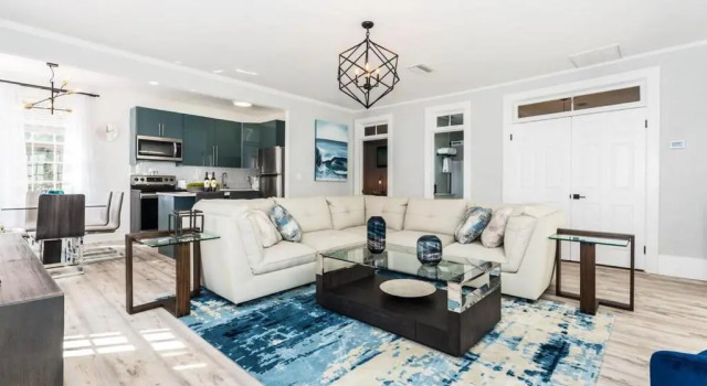Апартаменты 20 Hypolita - Luxury Downtown Apartment