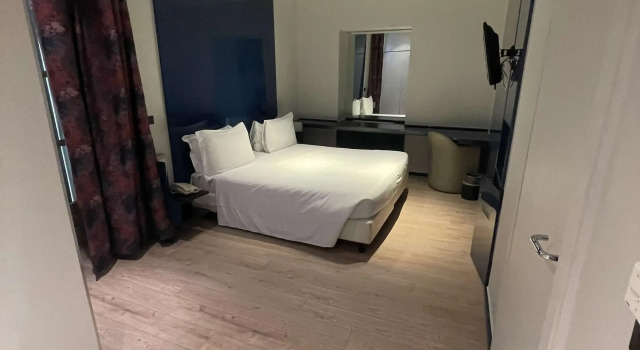 Двухместный номер Standard с балконом Sure Hotel by Best Western Turin City Centre
