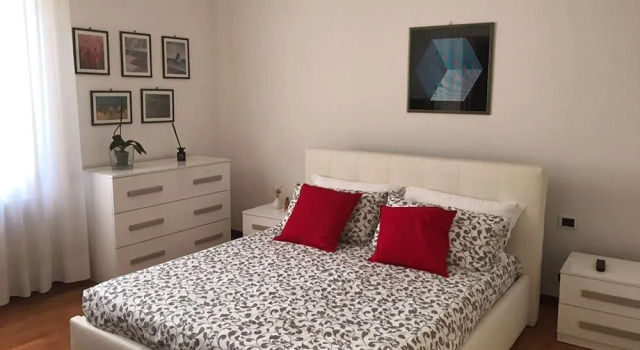Maison D' Hotes, Rezervați Hotel Hoteluri în Cologne cu parcare, Parcare
