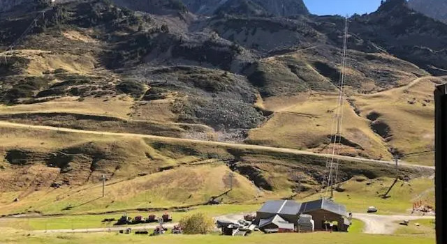 Pied Des Pistes, Lumineux 4p, Parking Couvert, Забронировать Отель Отели Tourmalet Ski Resort с парковкой, Парковка