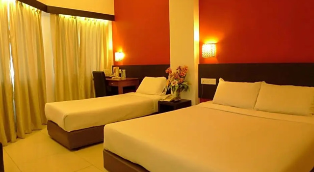 Трёхместный номер Deluxe Meldrum Hotel
