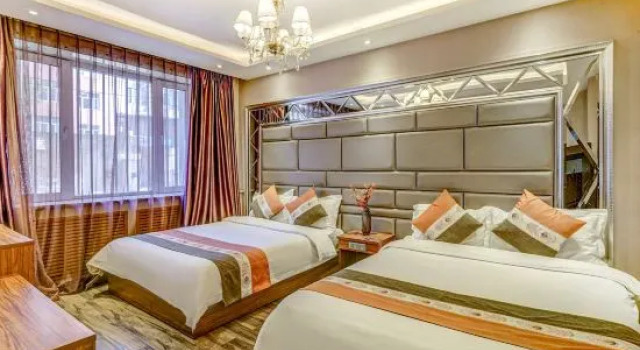 Люкс Harbin Huarui Hotel (Siye Plaza)