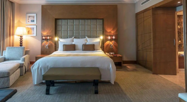 Двухместный люкс Deluxe Gulf Hotel Bahrain Convention and SPA