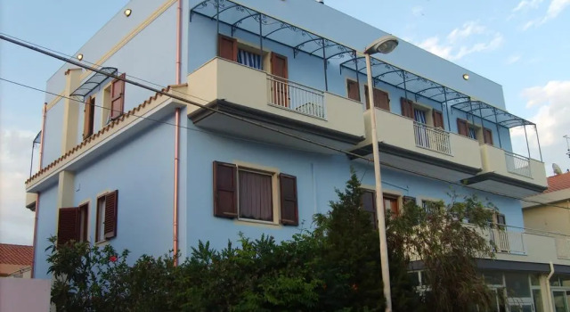 Hotel California, Забронировать Отель Карлофорте Sulcis Iglesiente