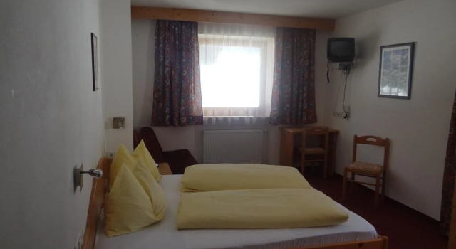 Hotel am See, Забронировать Отель Отели Валле-Аурина с питанием, Пансион