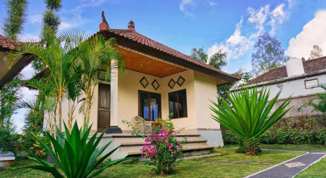 Mapa Lake View Bungalow, Rezervovat Hotel Hotely v Bali se snídaní, Snídaně
