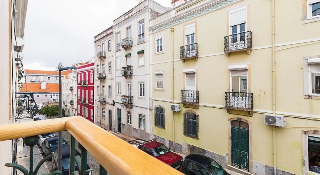 Spacious & Modern Flat in the heart of Lisbon, Book Lejlighed Penha de Franca 