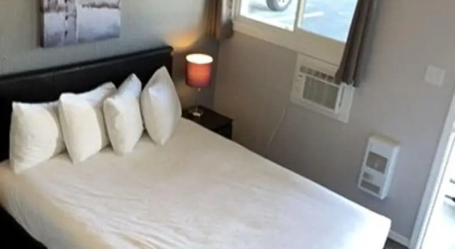 Номер Economy Maple Leaf Motel & RV Park Resort