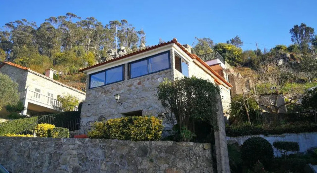 Casa Colmeia, Забронировать Отель Эшпозенди North Coast Natural Park, рядом с Кастро Сан-Лоренсу