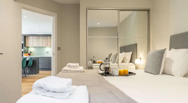 Апартаменты Deluxe с 2 комнатами Bond House by Celador Apartments