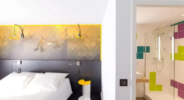 Двухместный номер Standard с балконом ibis Styles Poitiers Nord