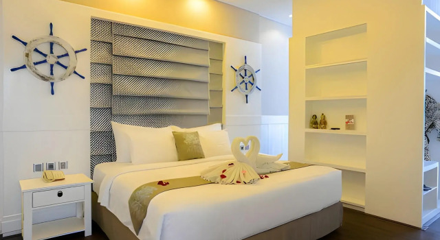 The Crystal Luxury Bay Resort Nusa Dua, Boek Resort Hotels in Bali met zwembad, Zwembad