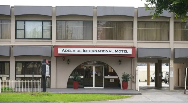 Adelaide International, Забронировать Отель Отели Аделаиды 3 звезды, рядом с Женская и детская больница, 3*