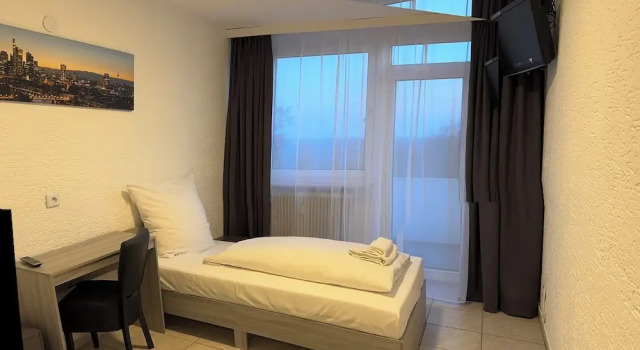 Двухместный номер Standard с балконом Hotel Main Taunus