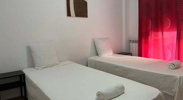 Casa Nordia, Varaa Hotelli Getafe Madridin maakunta, lähellä Getafe Central