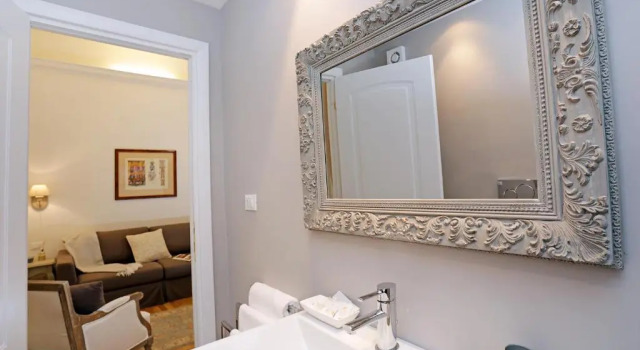 Полулюкс Madonna de Monti Suites