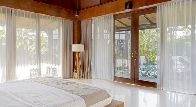 Finns Beach Villa Canggu, Rezervovat Vila Chaty v Bali, Chalupa