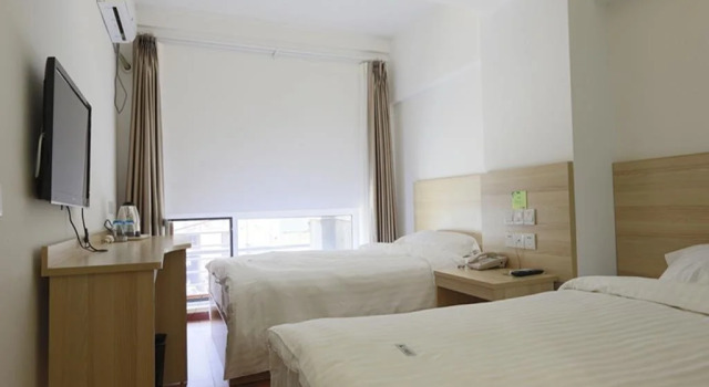 Qingdao Hometree Hostel, Rezerwuj Hostel Hostele w Qingdao, Hostel