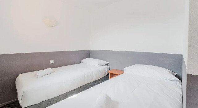 Номер Standard Logis Hôtel & Restaurant Cap Hôtel