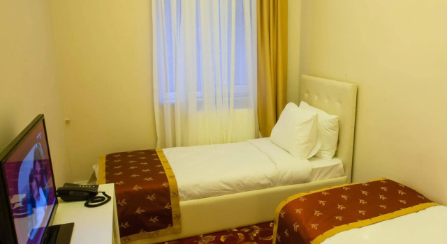 Istanburg Efes Hotel, Забронировать Отель Отели Стамбула с завтраком, рядом с Галатасарайский лицей, Завтраки