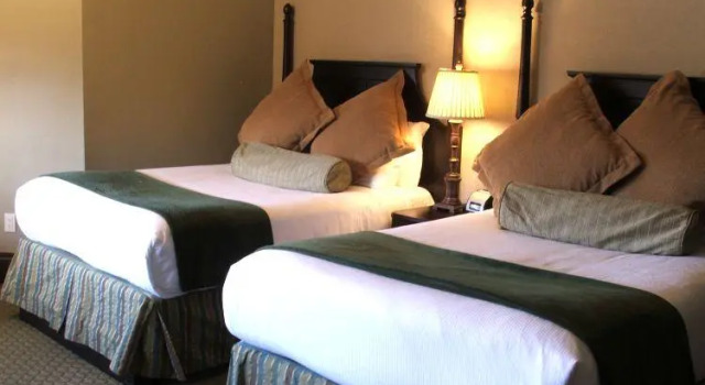 Люкс The Springs Resort & Spa